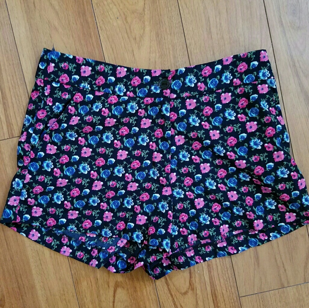 Black flowered Shorts